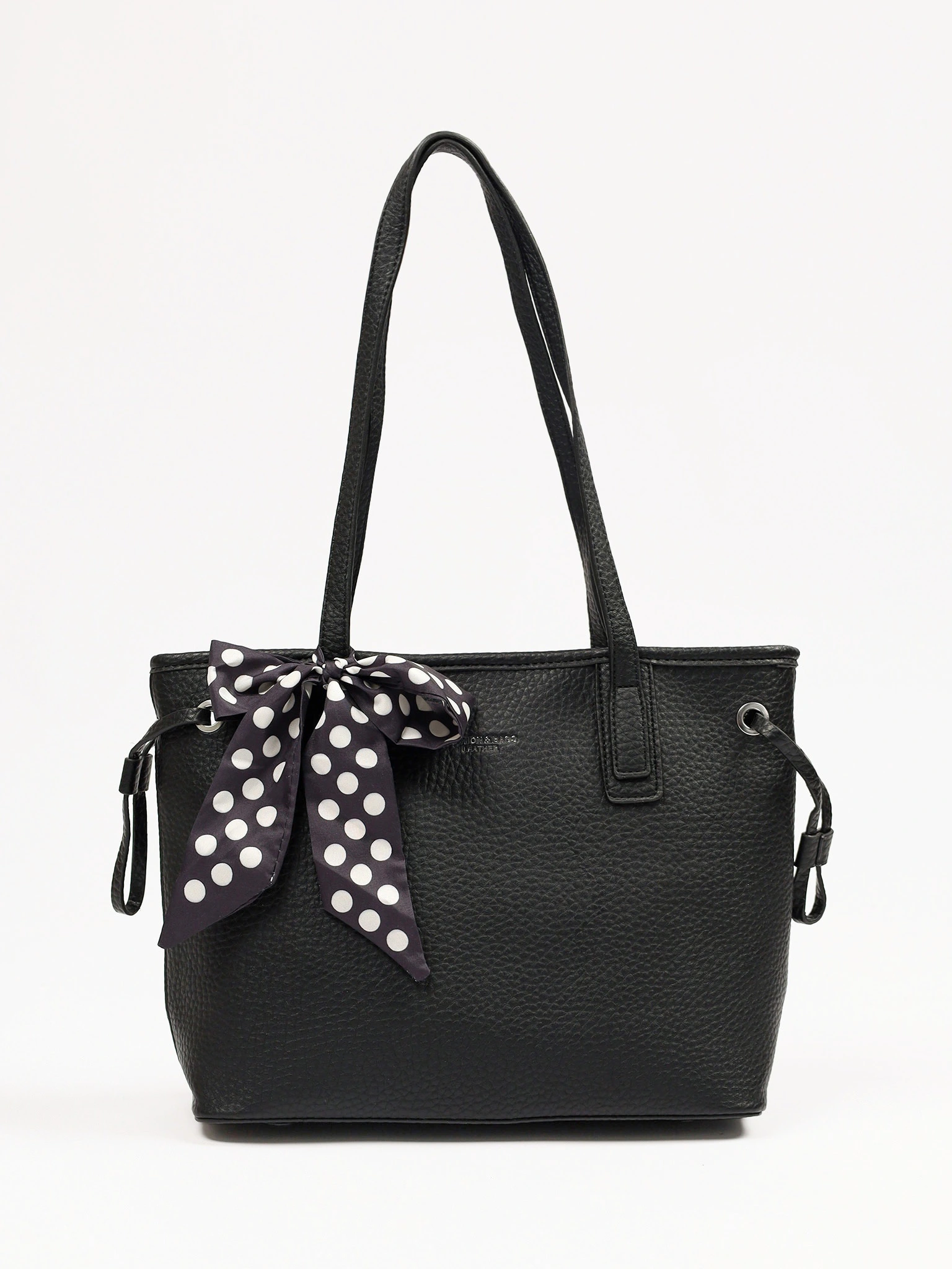 Сумка-тоут со стяжками по бокам и декоративным платком в ассортименте